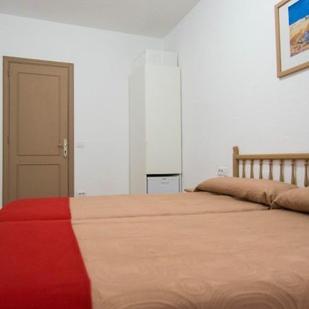 Pension Alcala Екстериор снимка